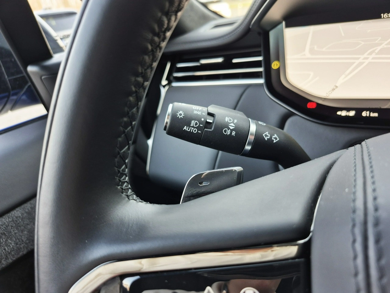 Land Rover Range Rover Sport - Zdjęcie 30