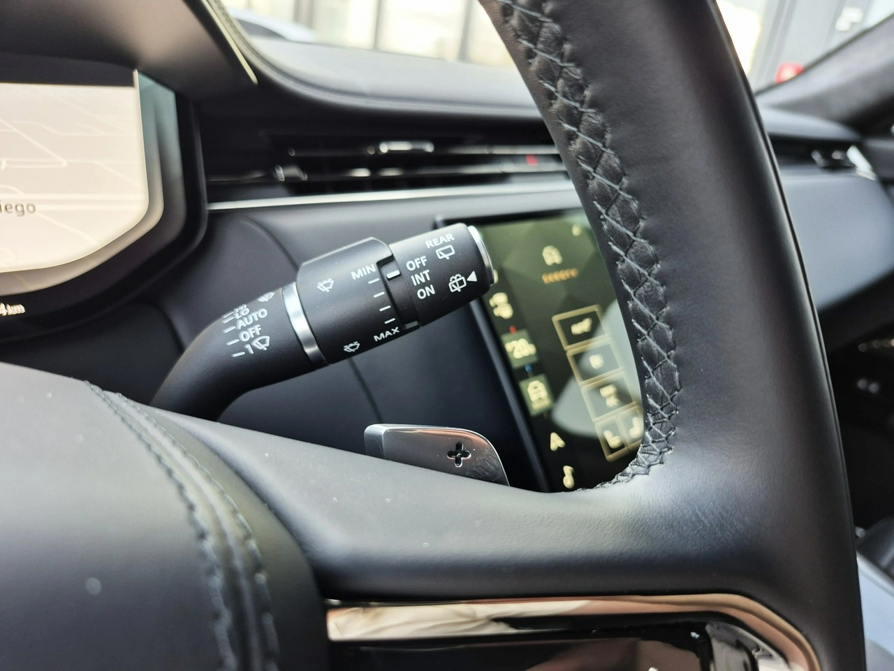 Land Rover Range Rover Sport - Zdjęcie 31