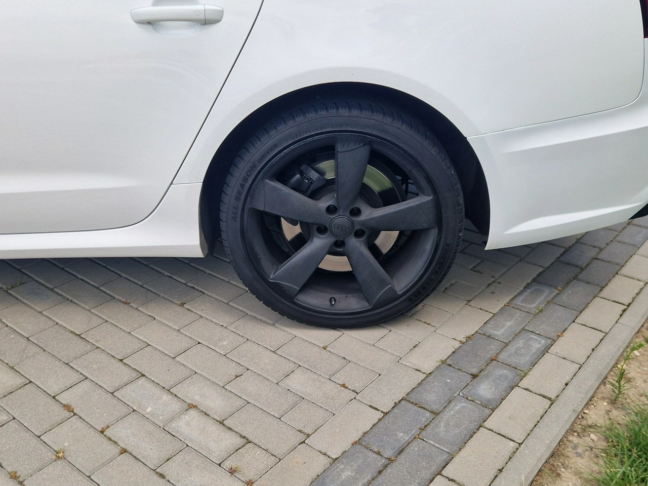 Audi S6 - Zdjęcie 13