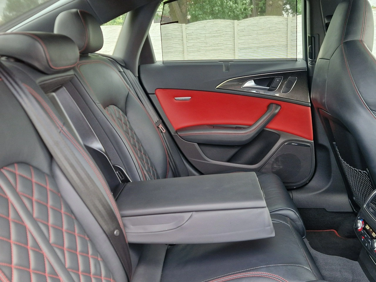 Audi S6 - Zdjęcie 24