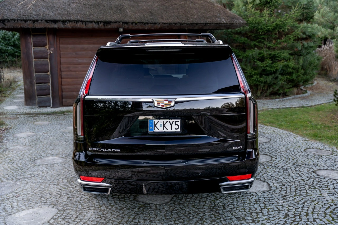 Cadillac Escalade - Zdjęcie 14