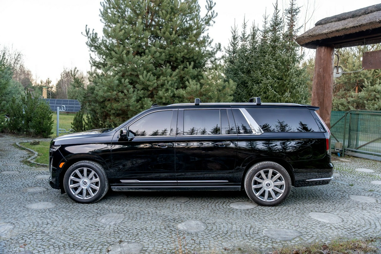 Cadillac Escalade - Zdjęcie 15