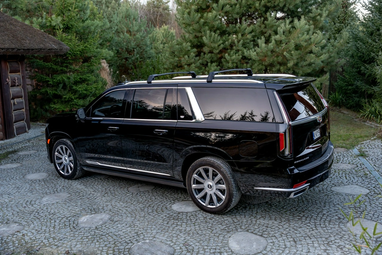 Cadillac Escalade - Zdjęcie 19