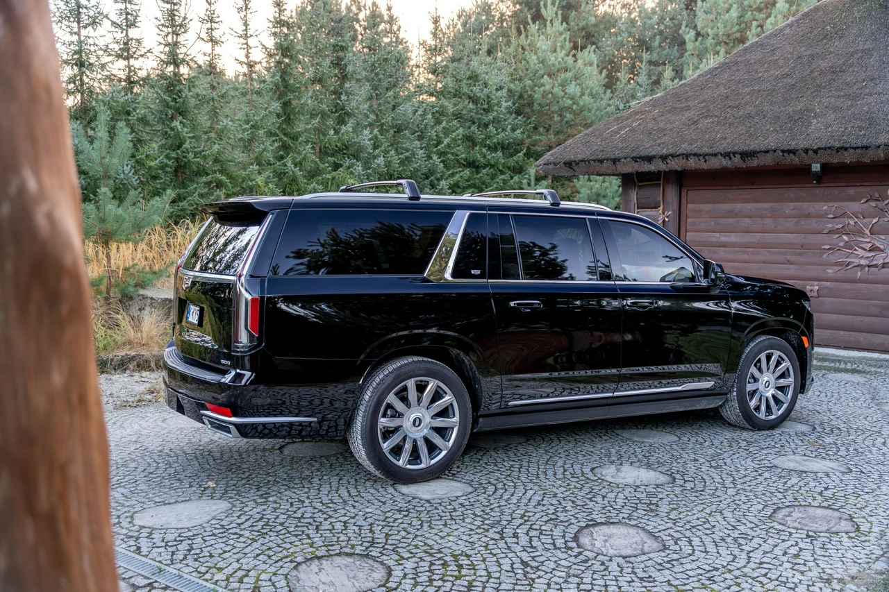Cadillac Escalade - Zdjęcie 21