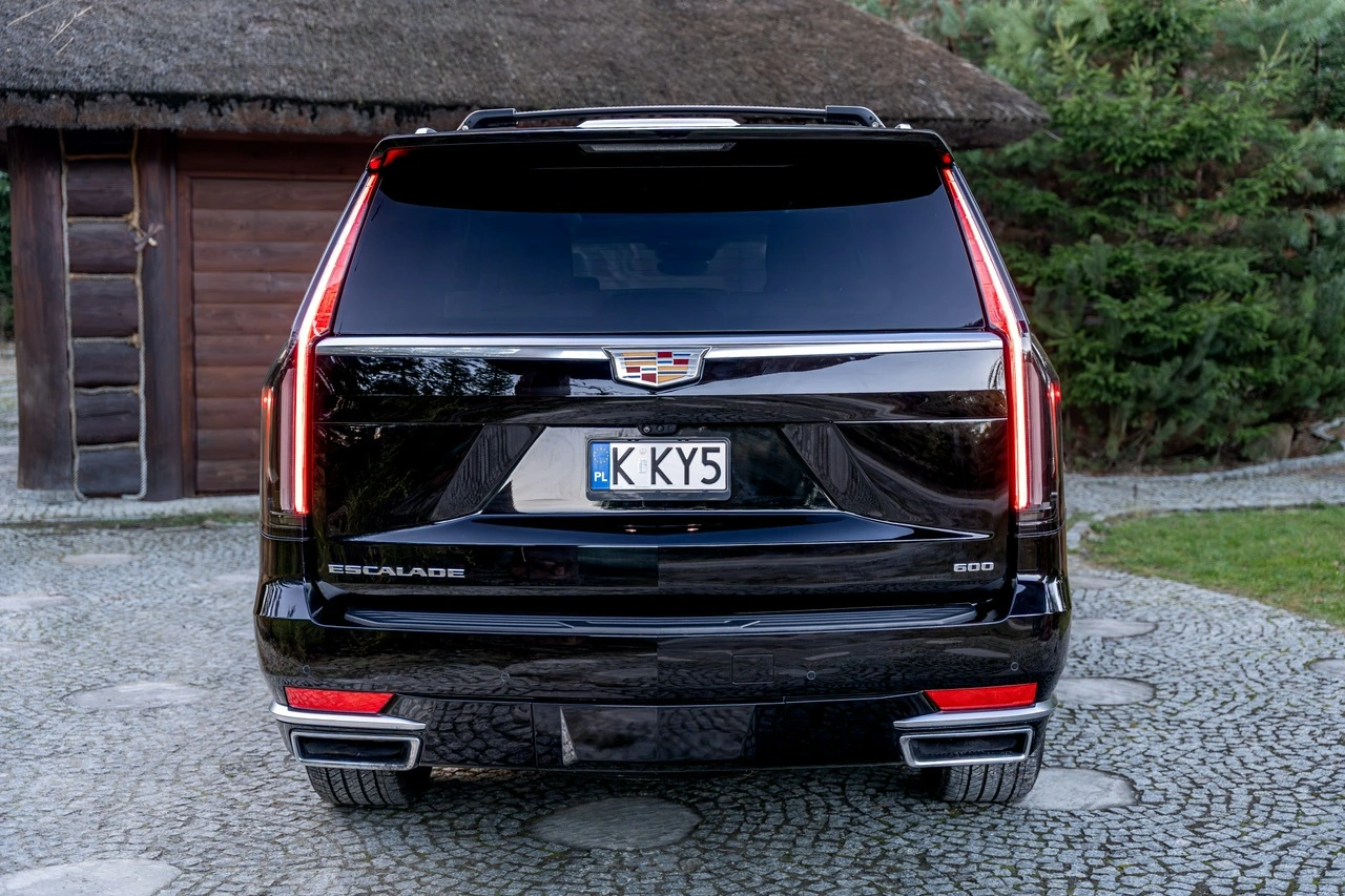 Cadillac Escalade - Zdjęcie 29