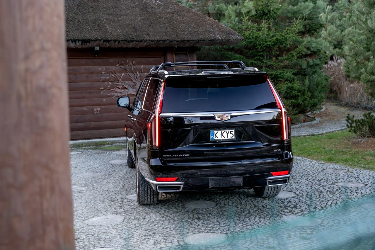 Cadillac Escalade - Zdjęcie 30
