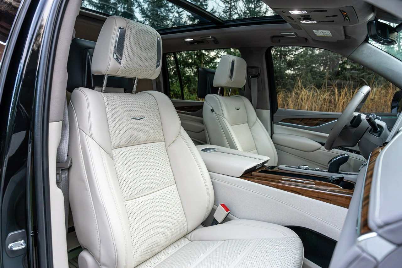 Cadillac Escalade - Zdjęcie 45