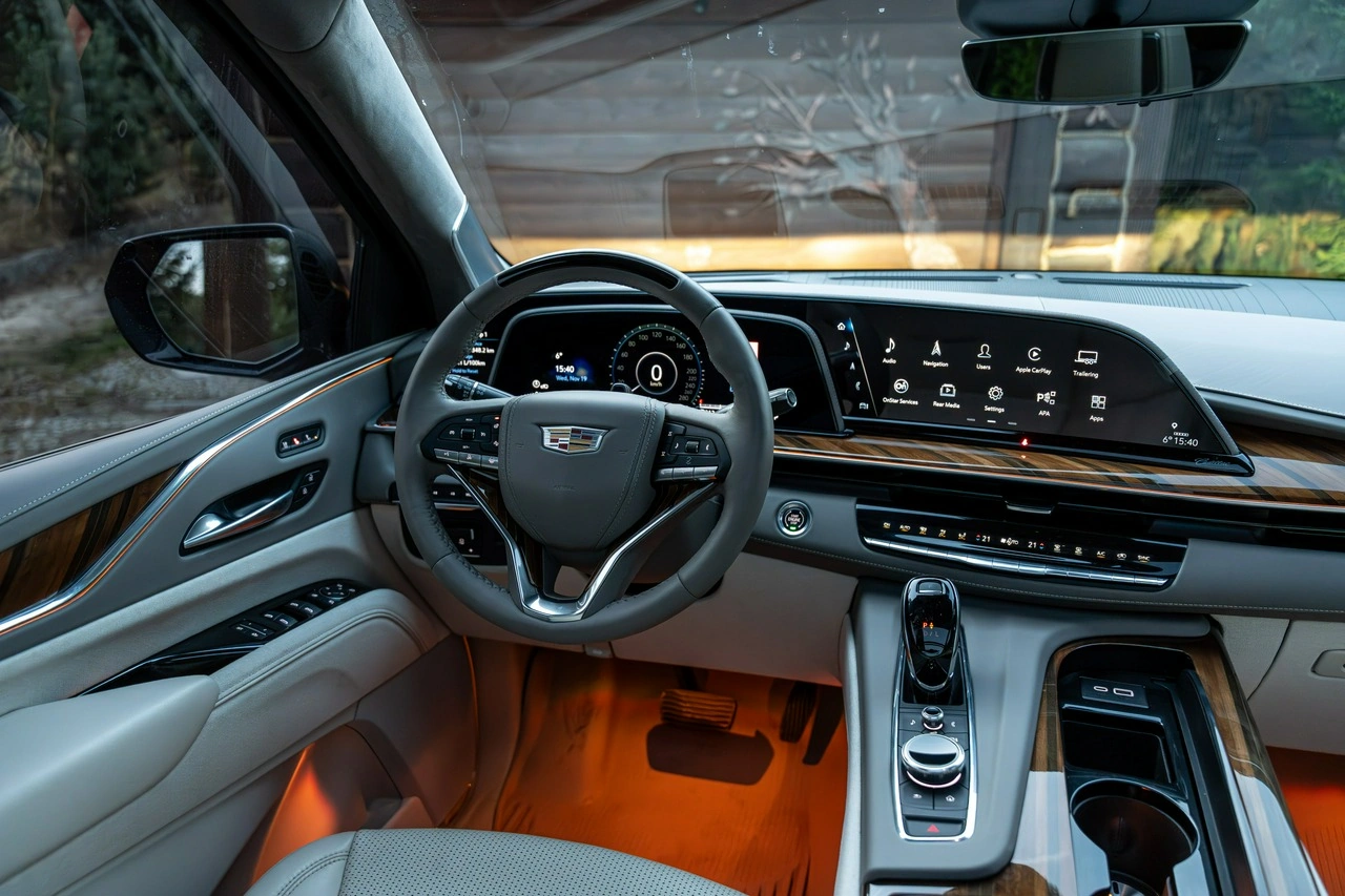 Cadillac Escalade - Zdjęcie 48