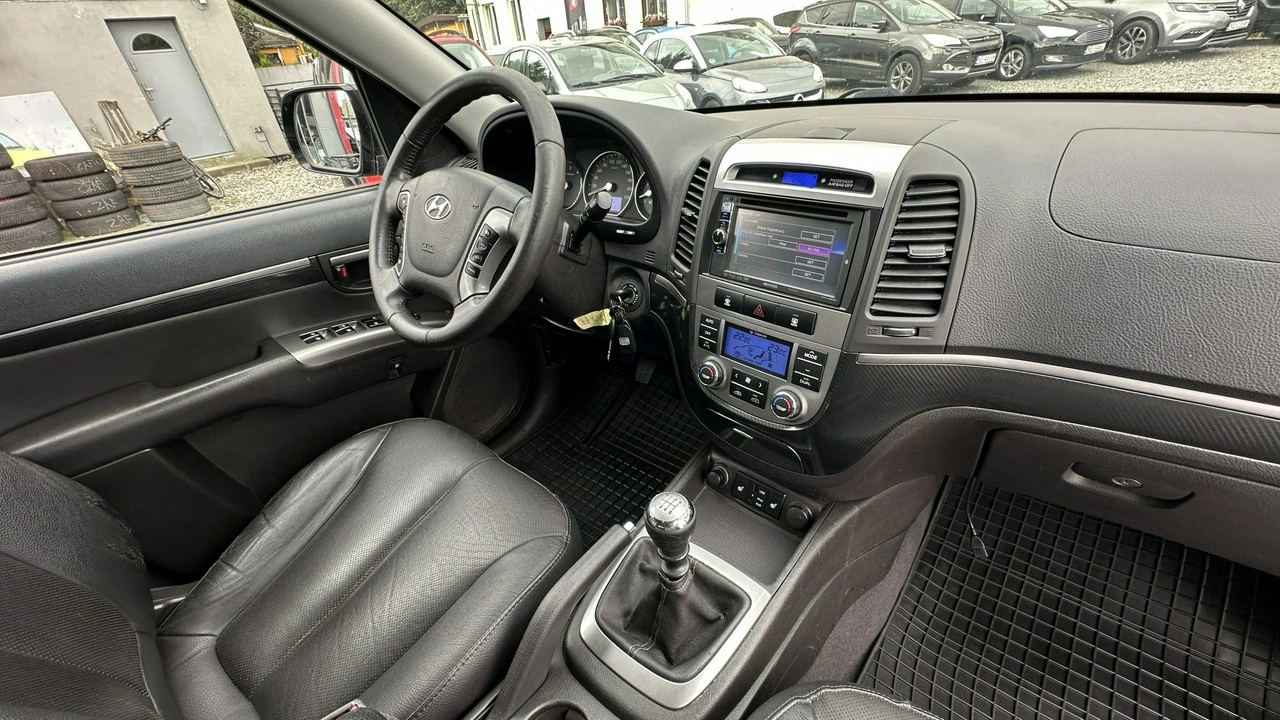 Hyundai Santa Fe - Zdjęcie 17