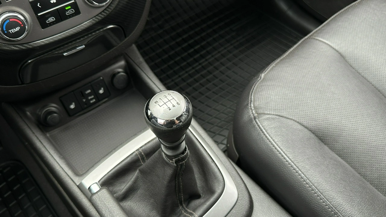 Hyundai Santa Fe - Zdjęcie 28