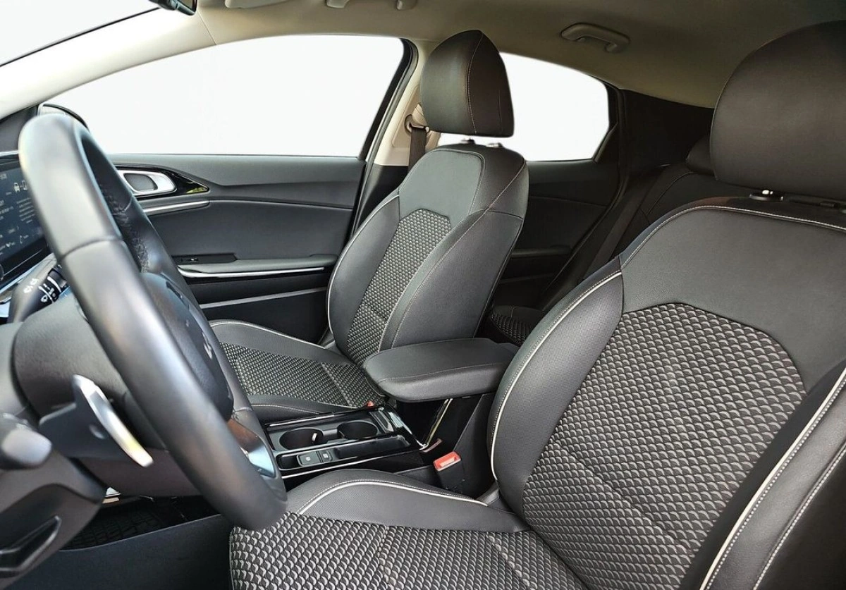 Kia XCeed - Zdjęcie 10