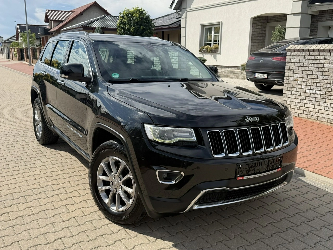 Jeep Grand Cherokee - Główne zdjęcie