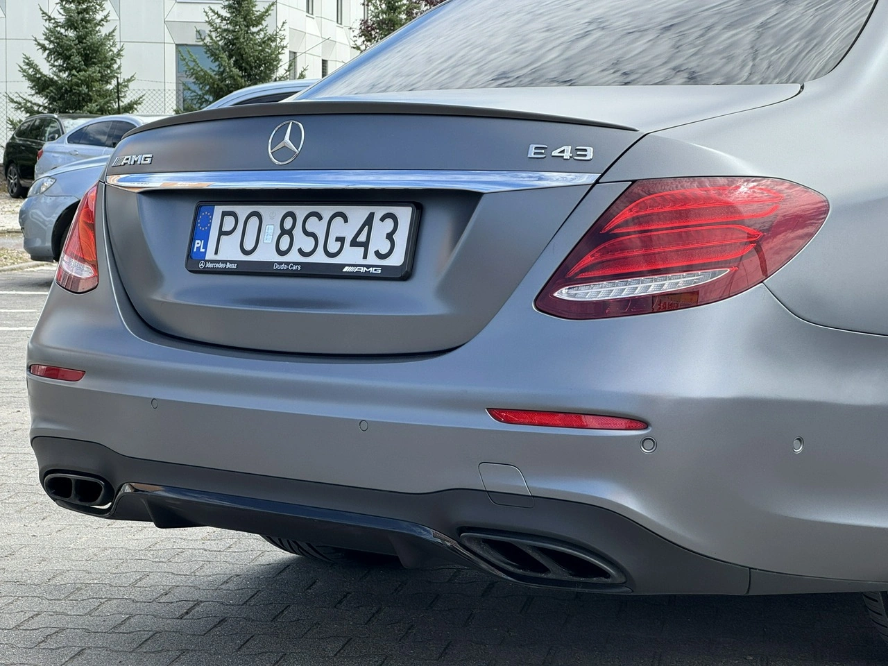 Mercedes E 43 AMG - Zdjęcie 9