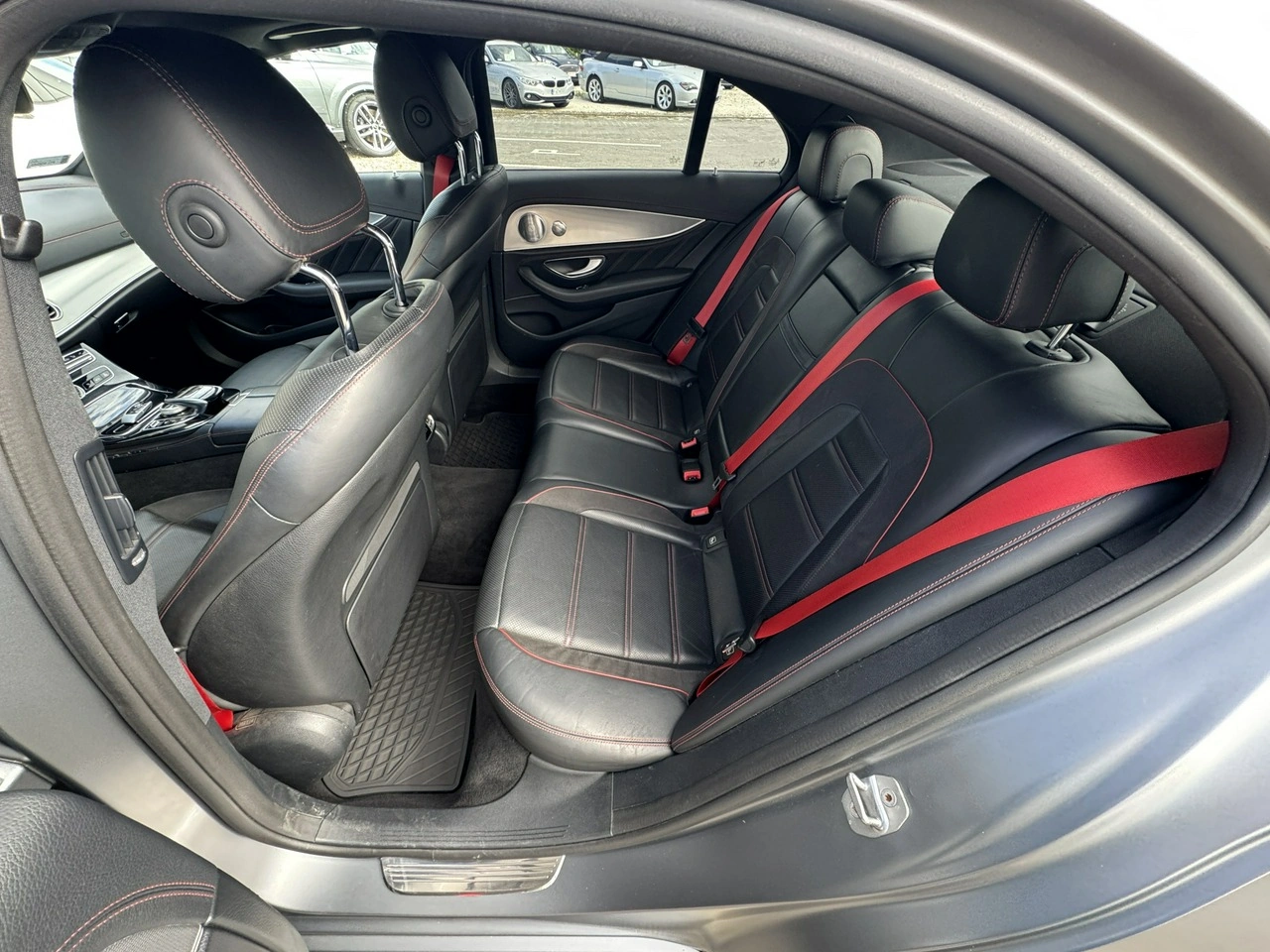 Mercedes E 43 AMG - Zdjęcie 27