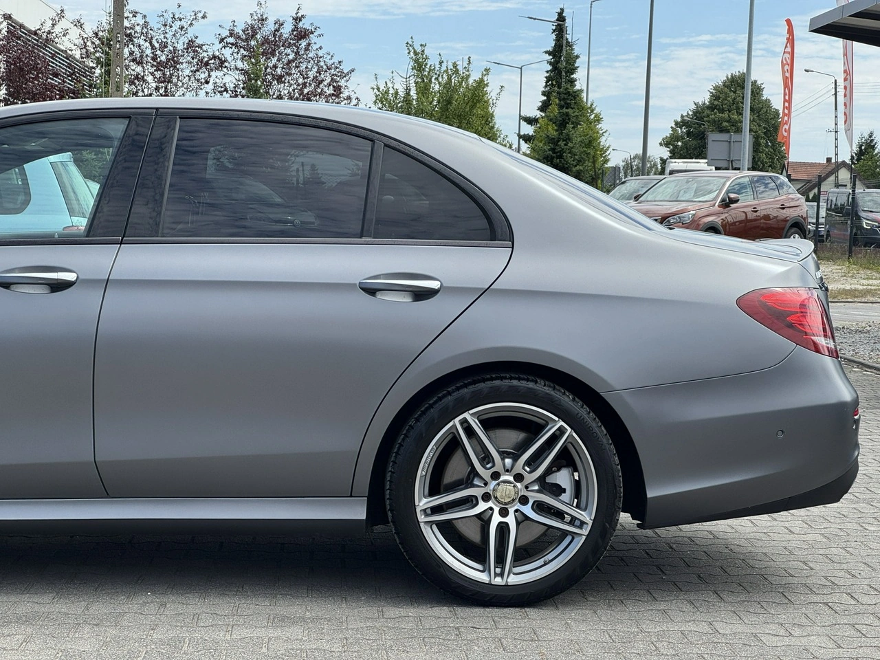 Mercedes E 43 AMG - Zdjęcie 5
