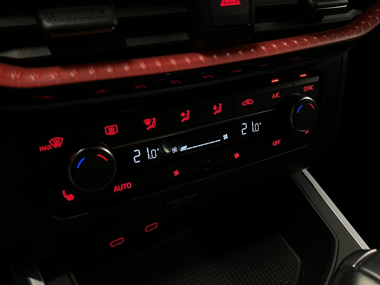 Seat Arona - Zdjęcie 29