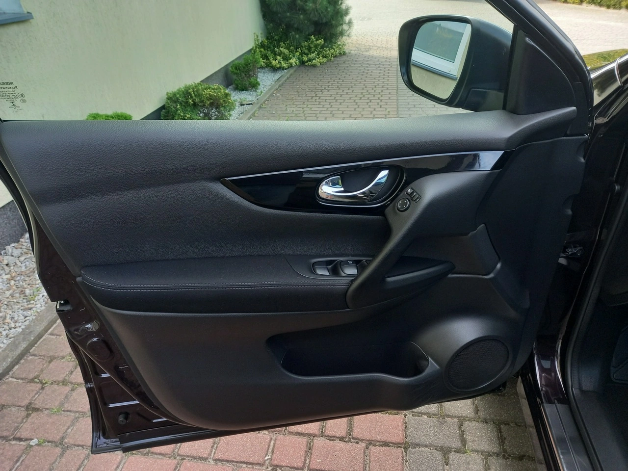Nissan Qashqai - Zdjęcie 25