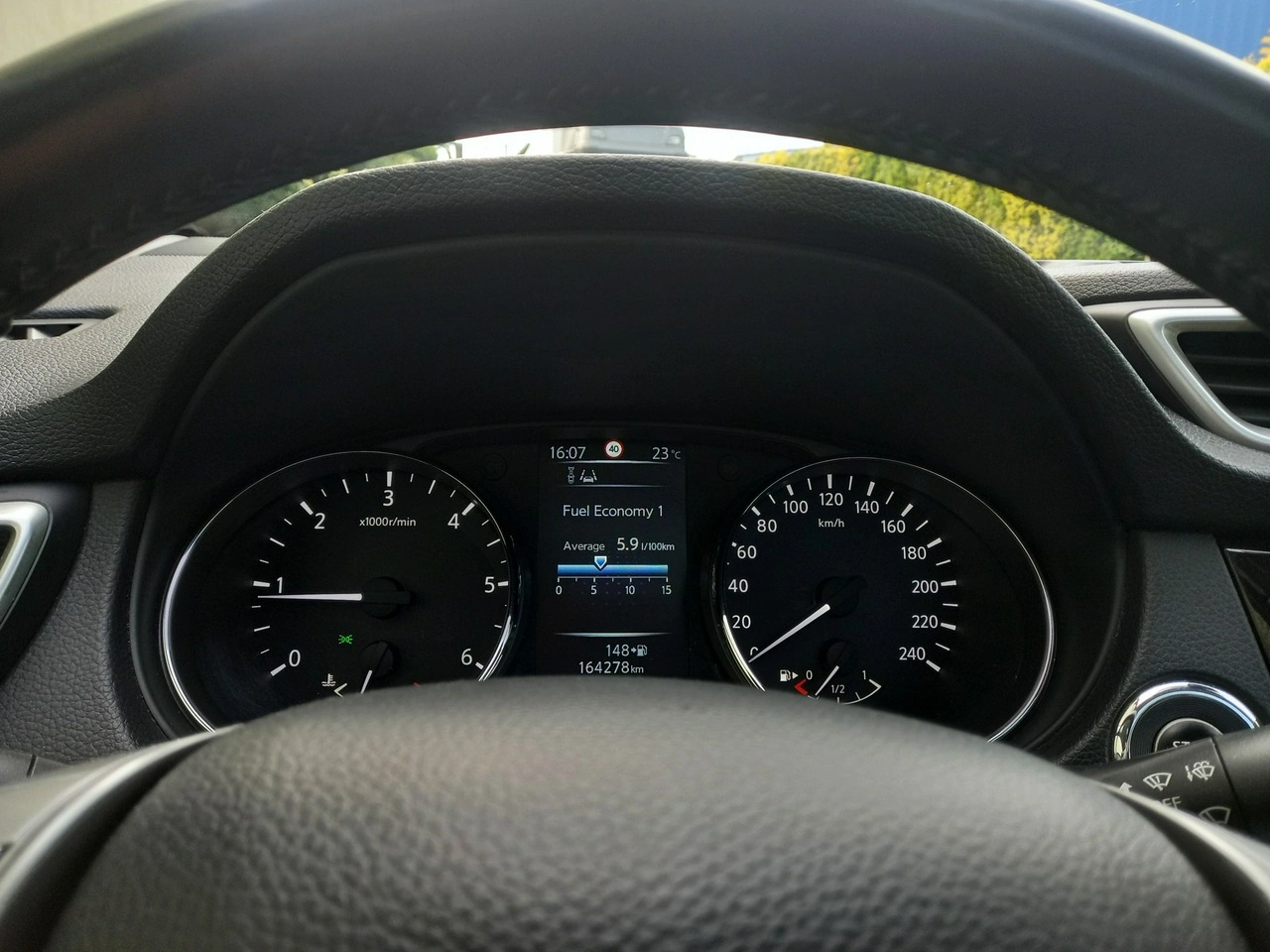 Nissan Qashqai - Zdjęcie 29