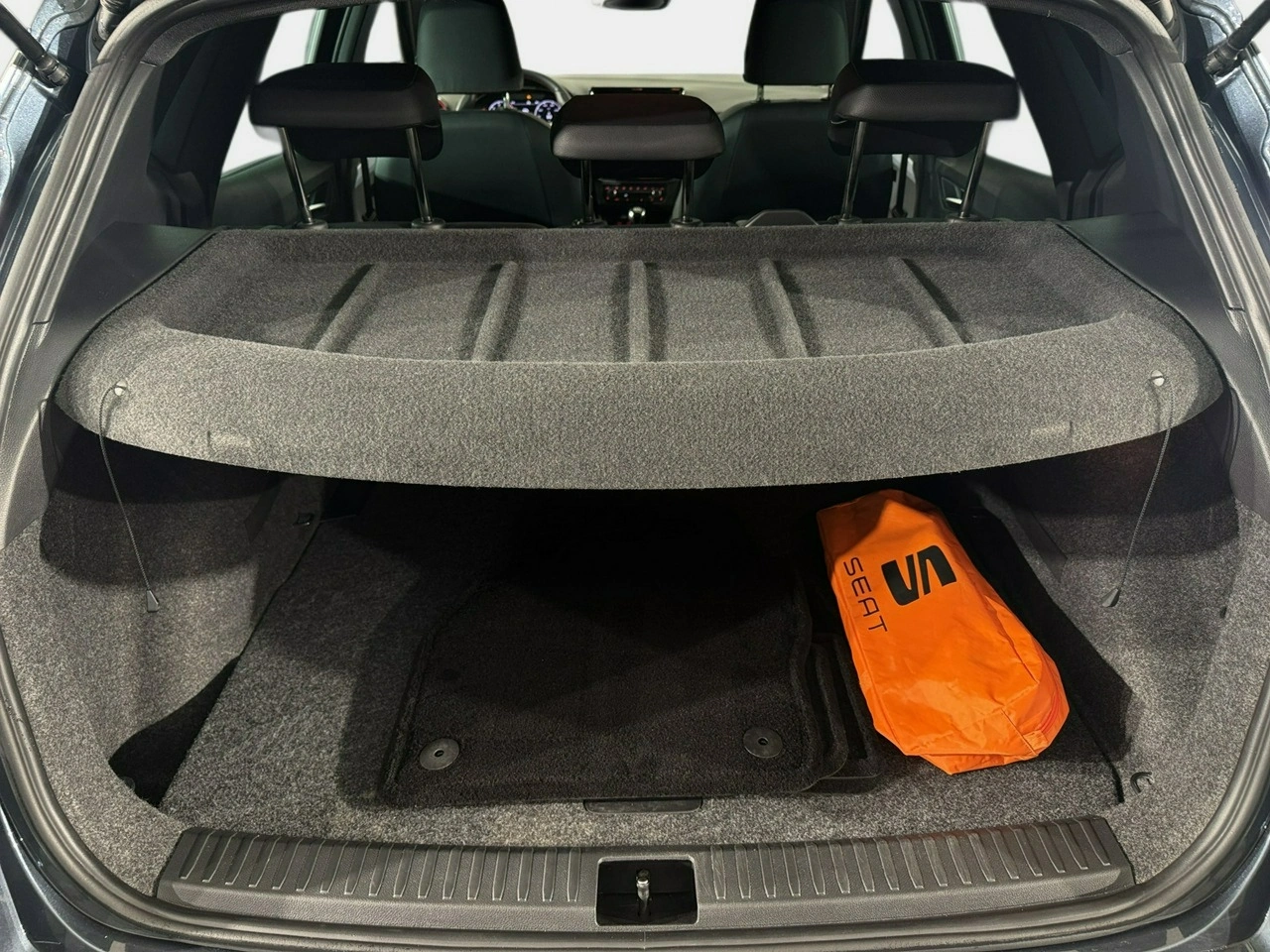 Seat Arona - Zdjęcie 7