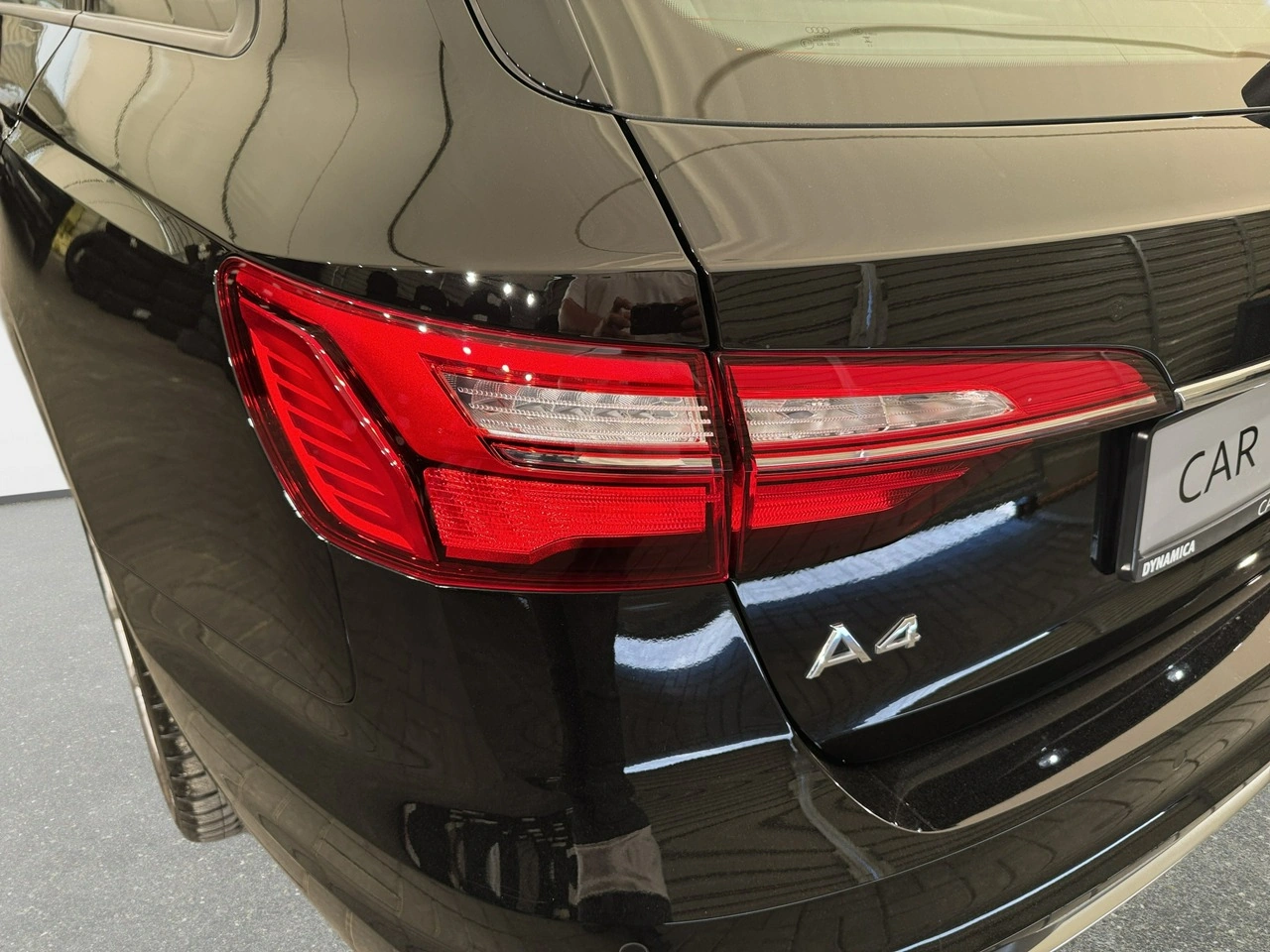 Audi A4 - Zdjęcie 10