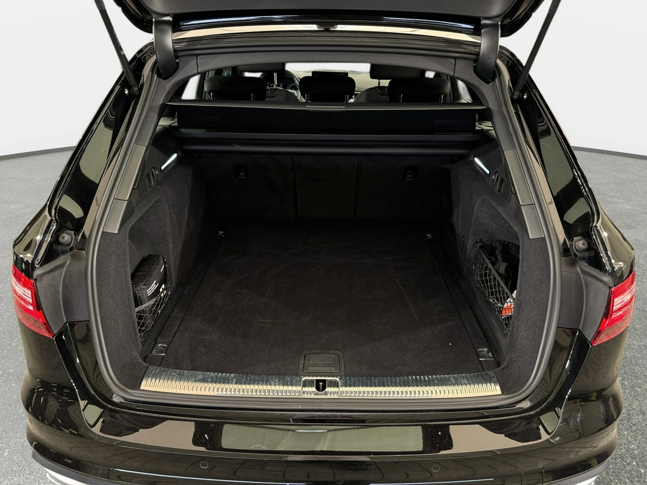 Audi A4 - Zdjęcie 29