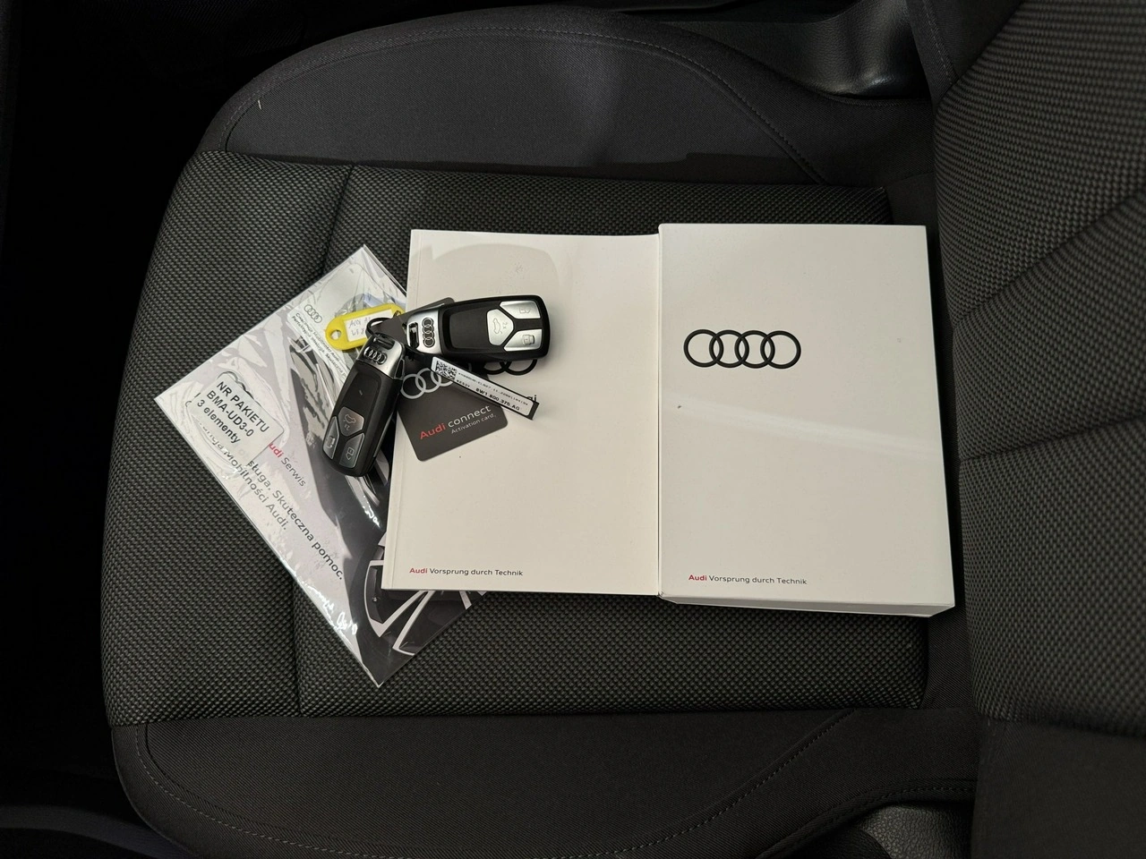 Audi A4 - Zdjęcie 31