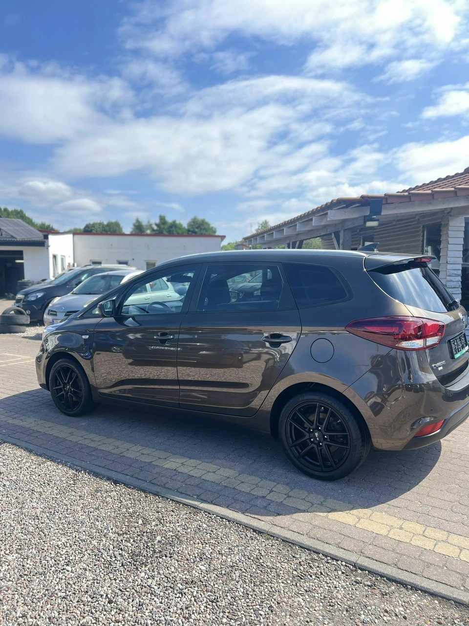 Kia Carens - Zdjęcie 1