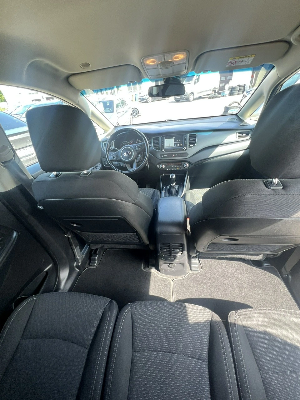 Kia Carens - Zdjęcie 10