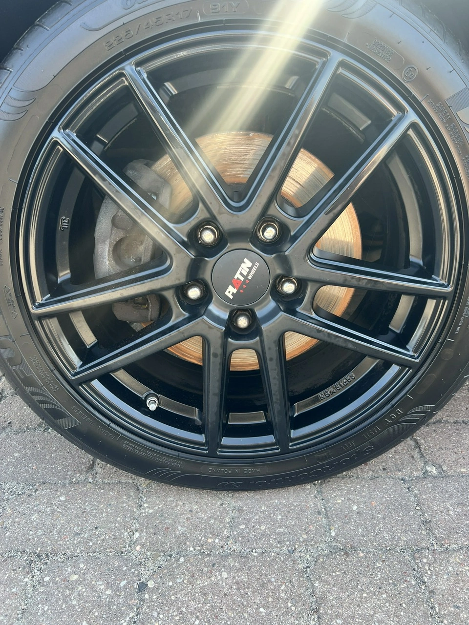 Kia Carens - Zdjęcie 15