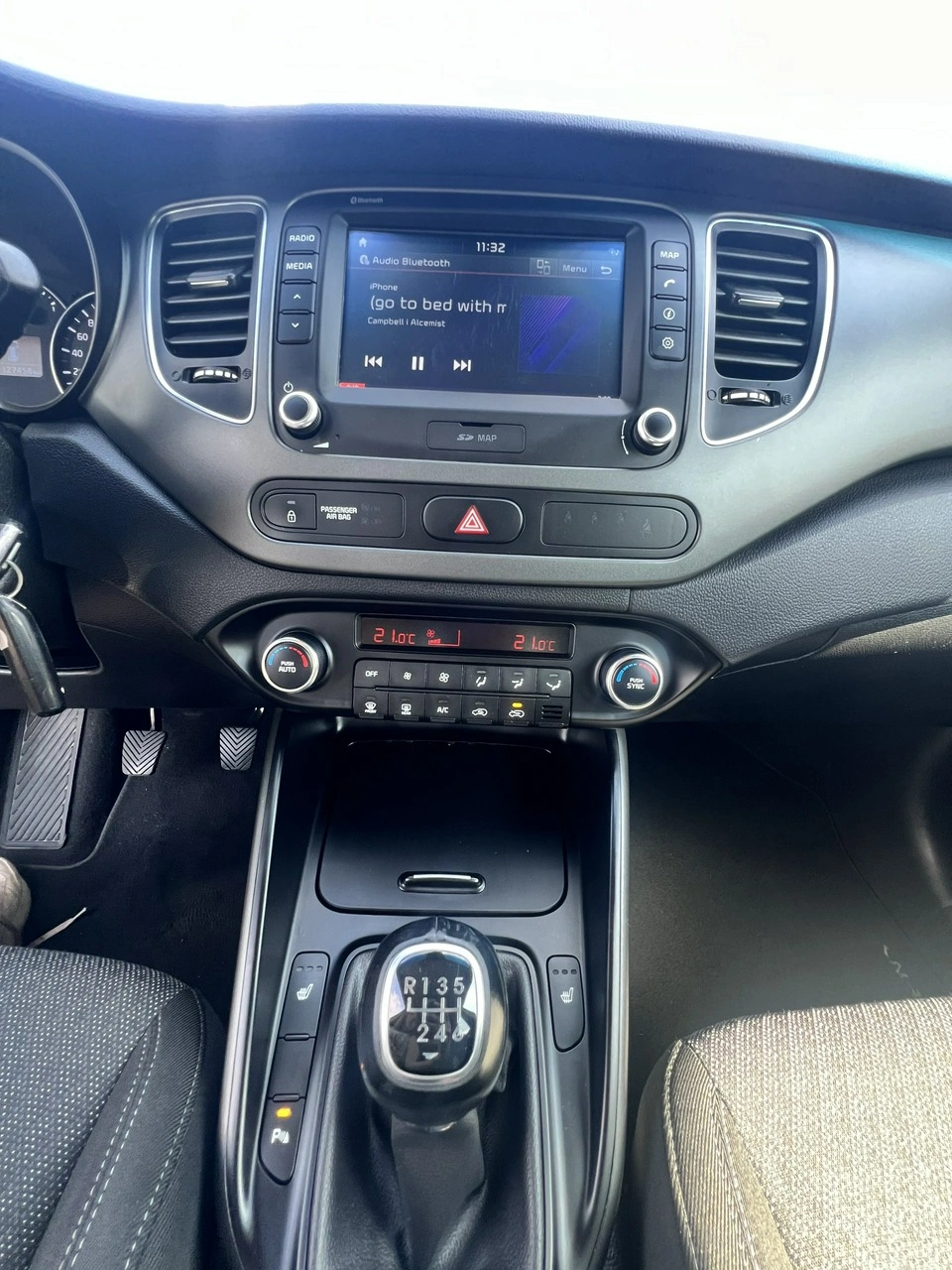 Kia Carens - Zdjęcie 21