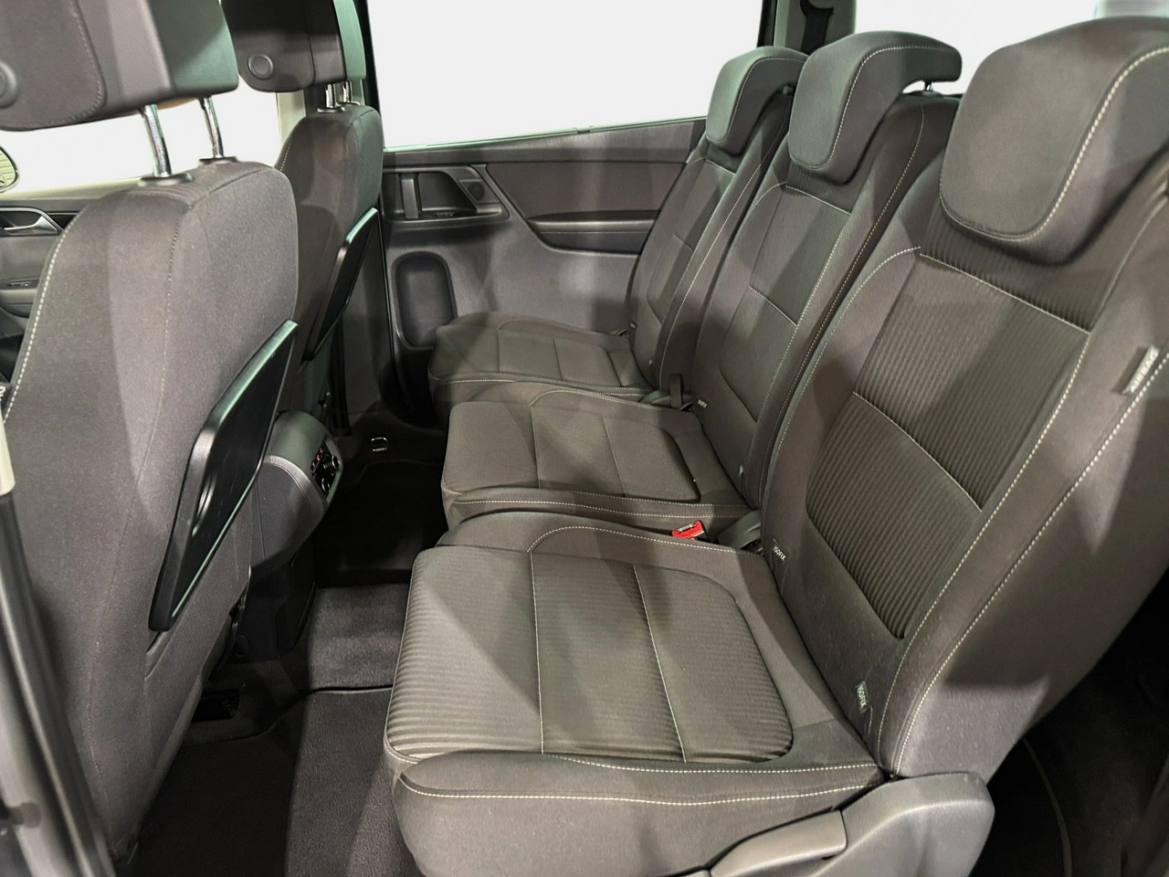 Seat Alhambra - Zdjęcie 22