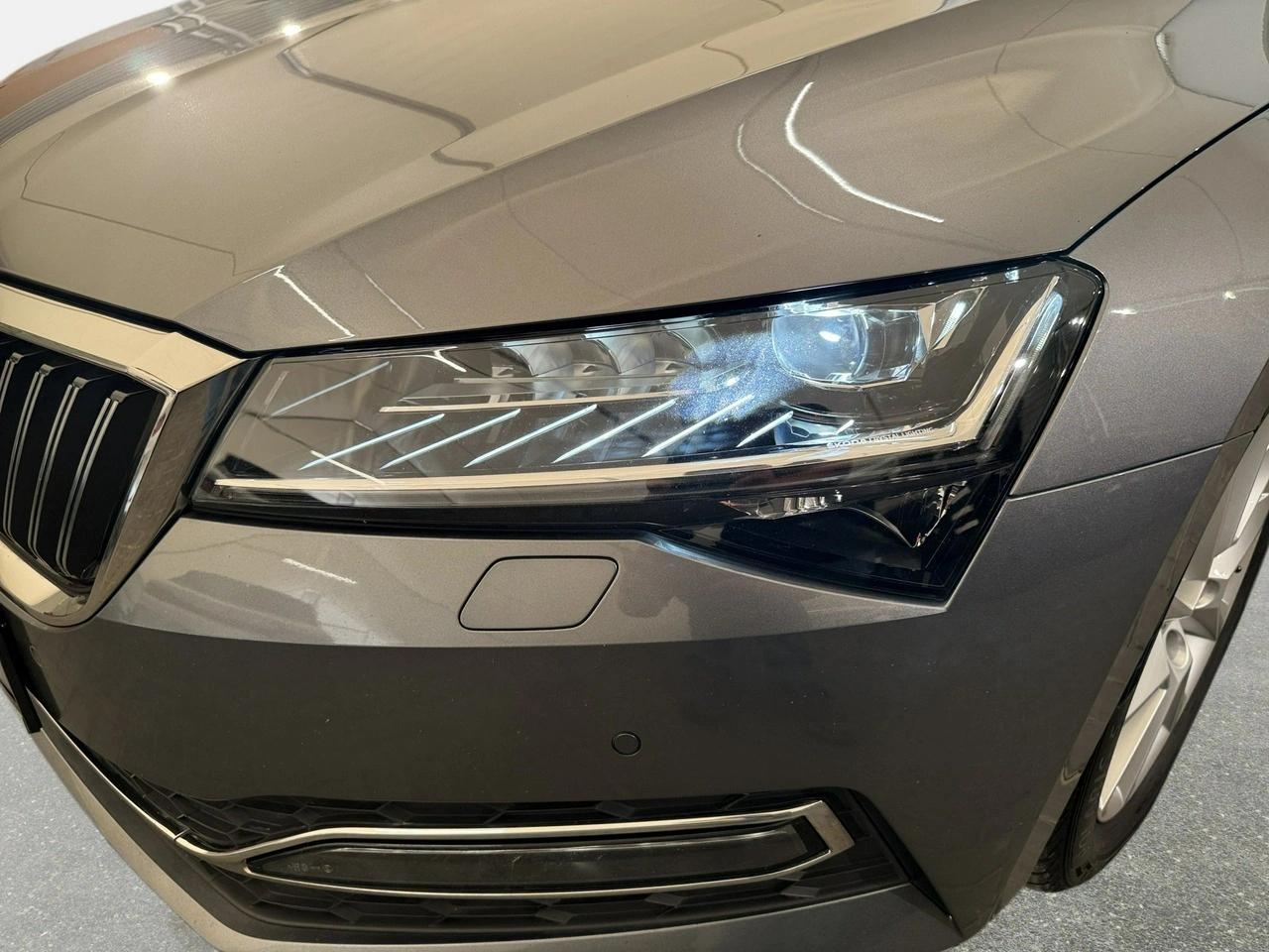Skoda Superb - Zdjęcie 8