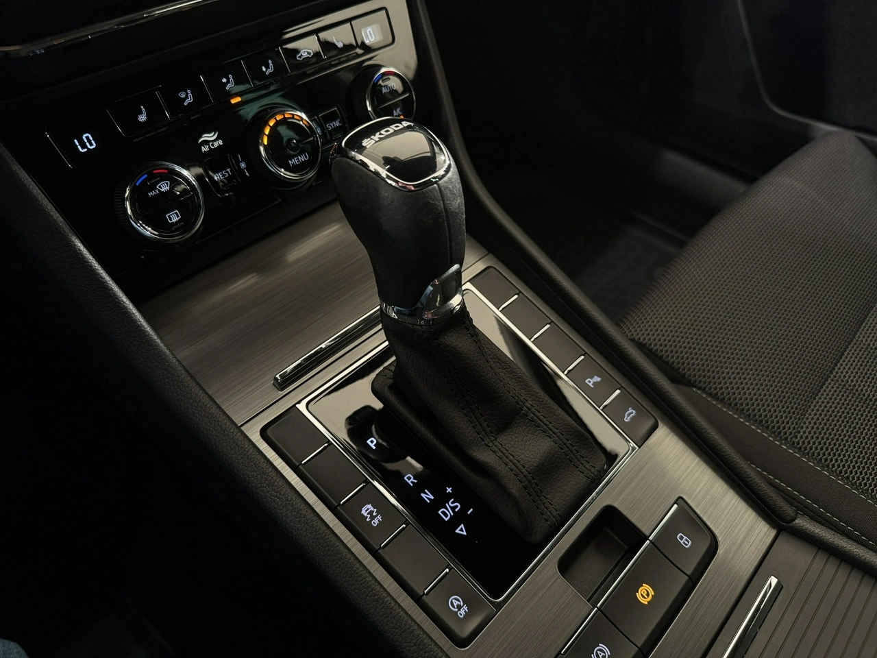 Skoda Superb - Zdjęcie 24