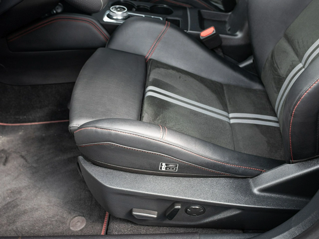 Ford Focus - Zdjęcie 9