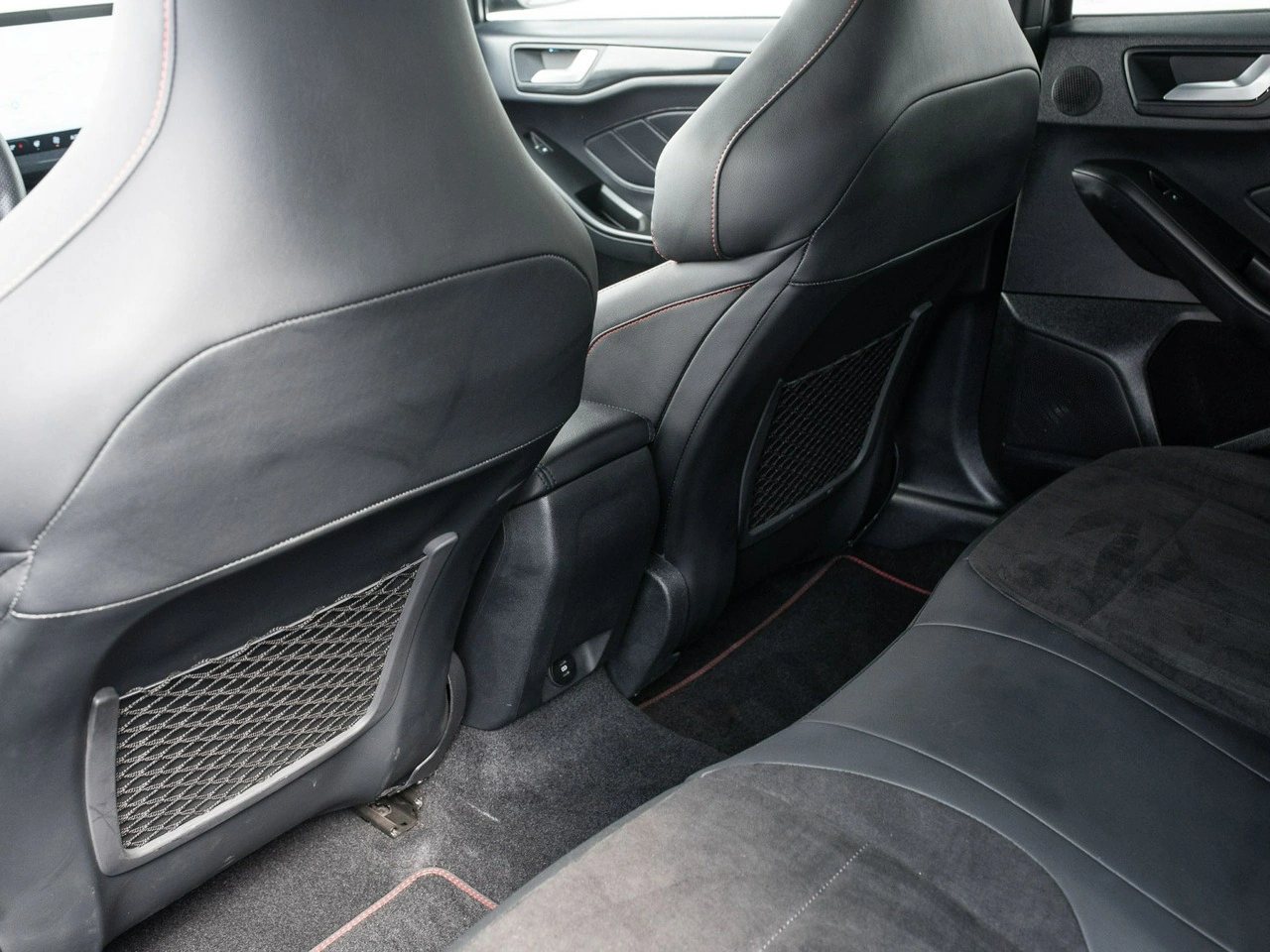 Ford Focus - Zdjęcie 23