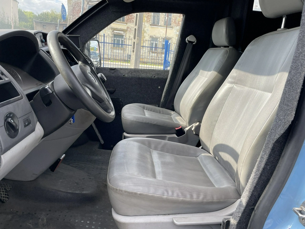 Volkswagen Transporter - Zdjęcie 8