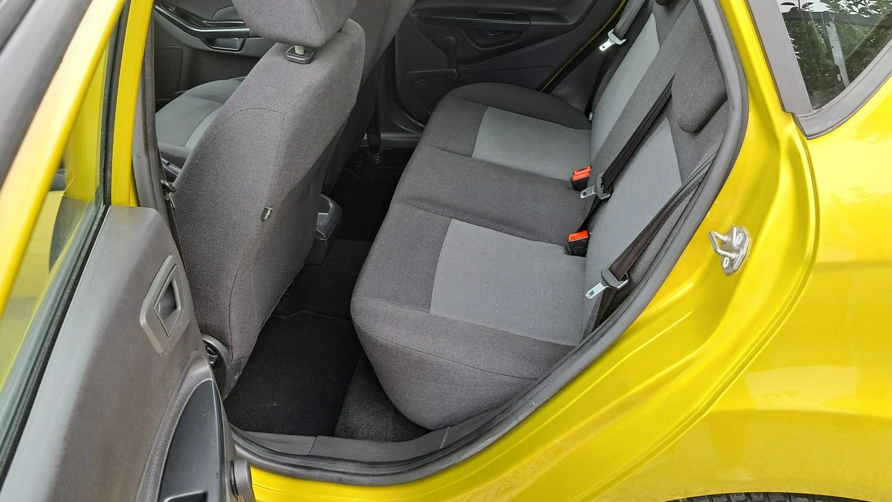 Ford Fiesta - Zdjęcie 18