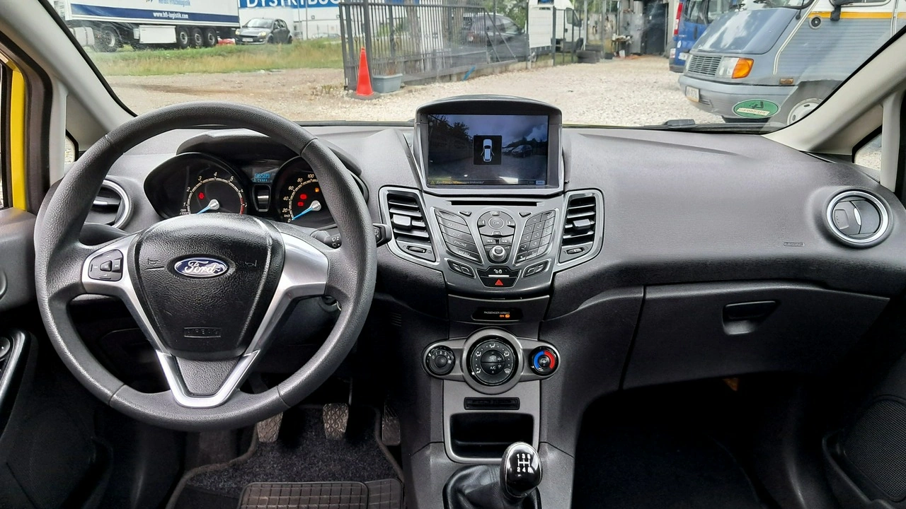 Ford Fiesta - Zdjęcie 21