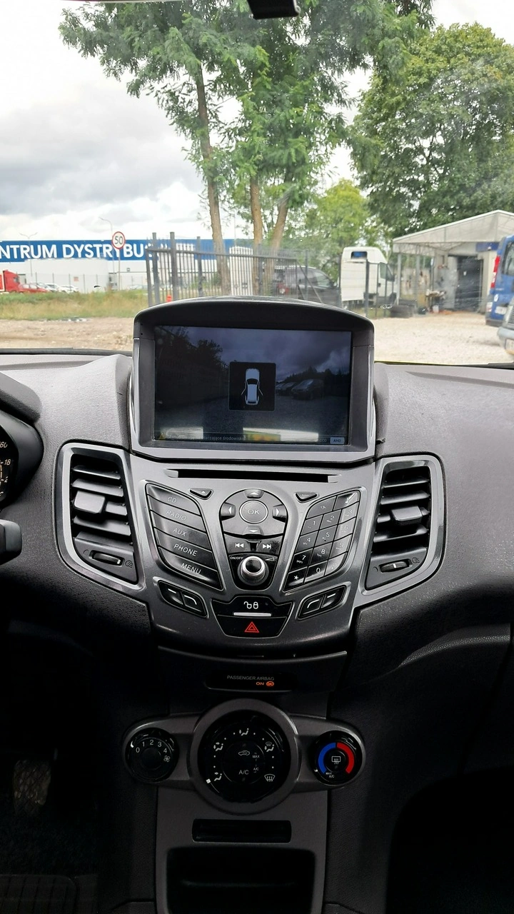 Ford Fiesta - Zdjęcie 22