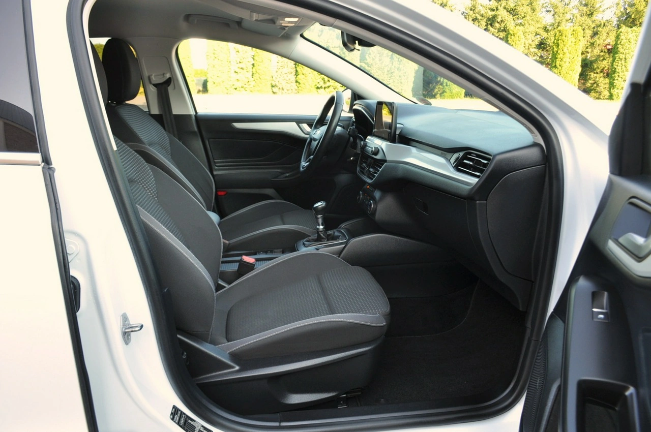 Ford Focus - Zdjęcie 16