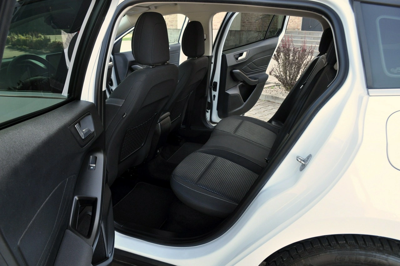 Ford Focus - Zdjęcie 19