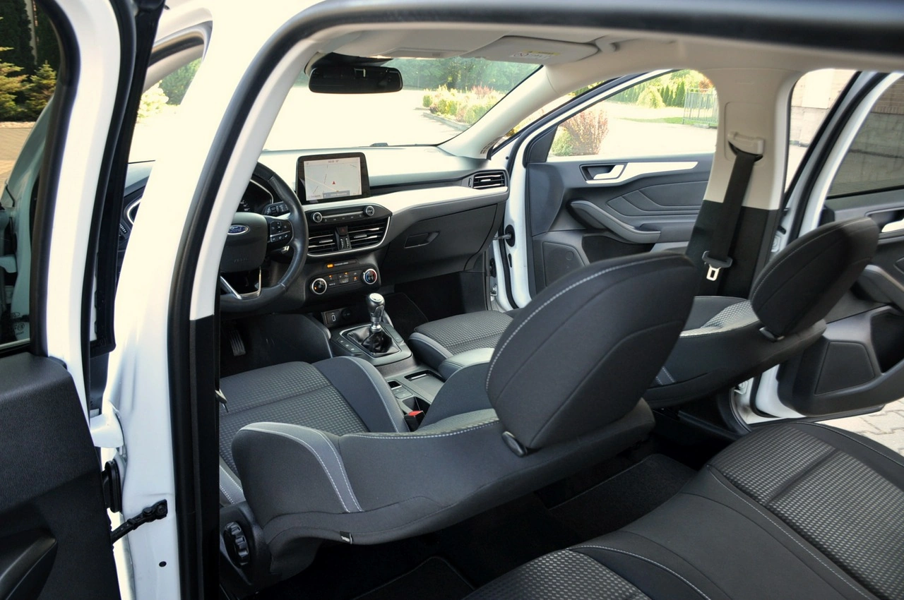 Ford Focus - Zdjęcie 26