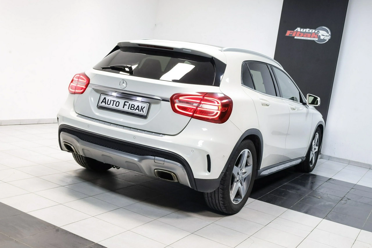 Mercedes GLA 200 - Zdjęcie 10
