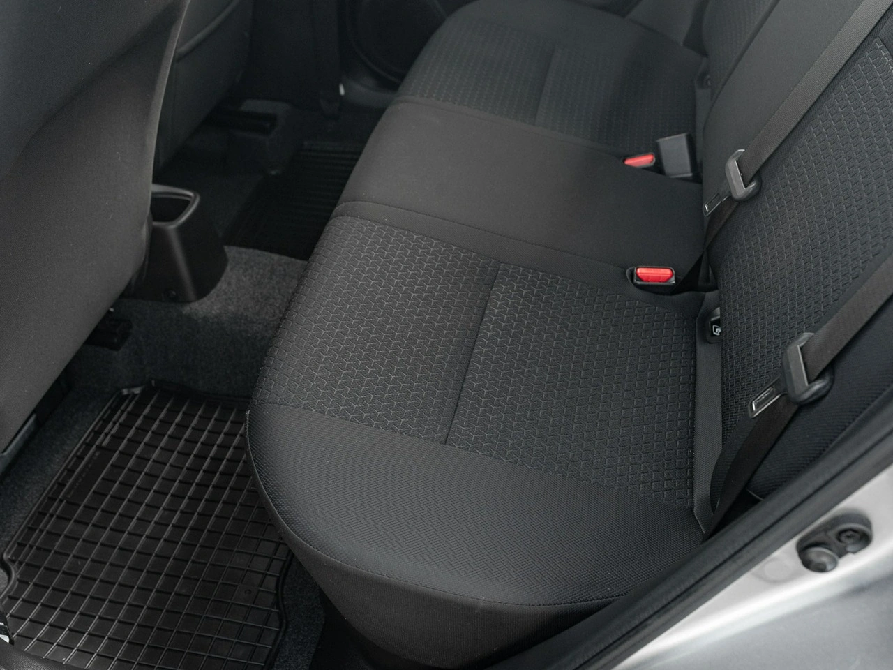 Suzuki Swift - Zdjęcie 18