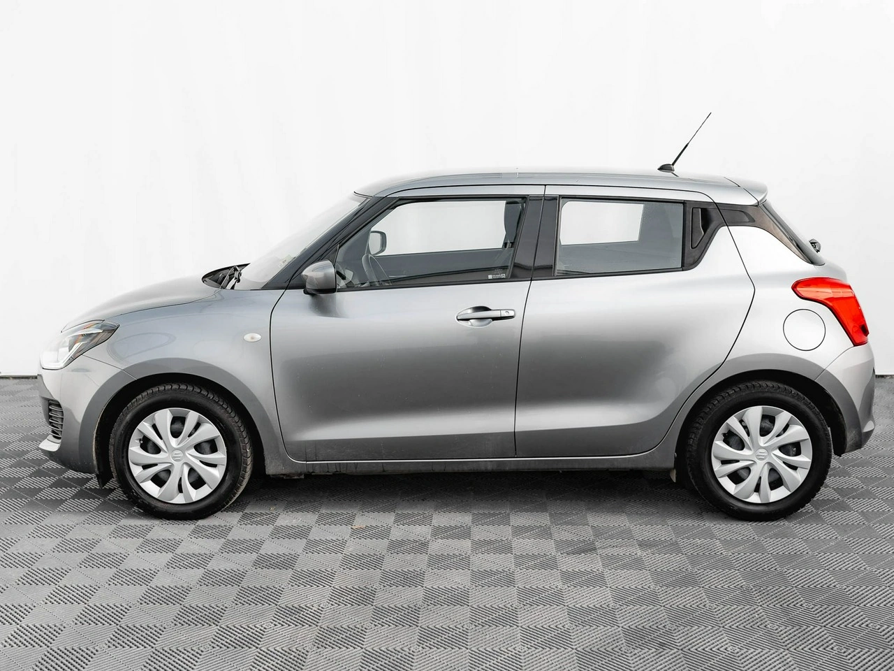 Suzuki Swift - Zdjęcie 6