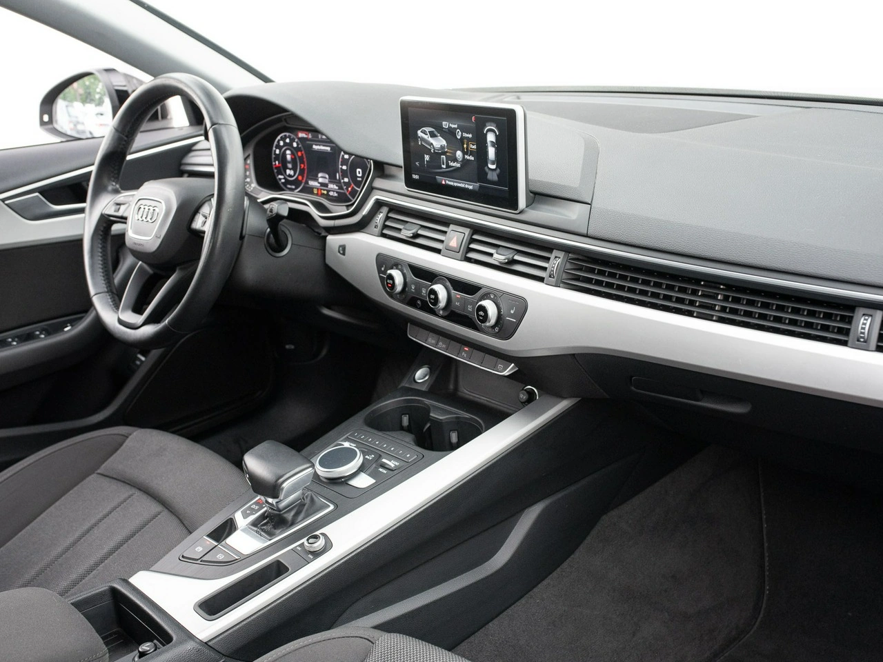 Audi A4 - Zdjęcie 29