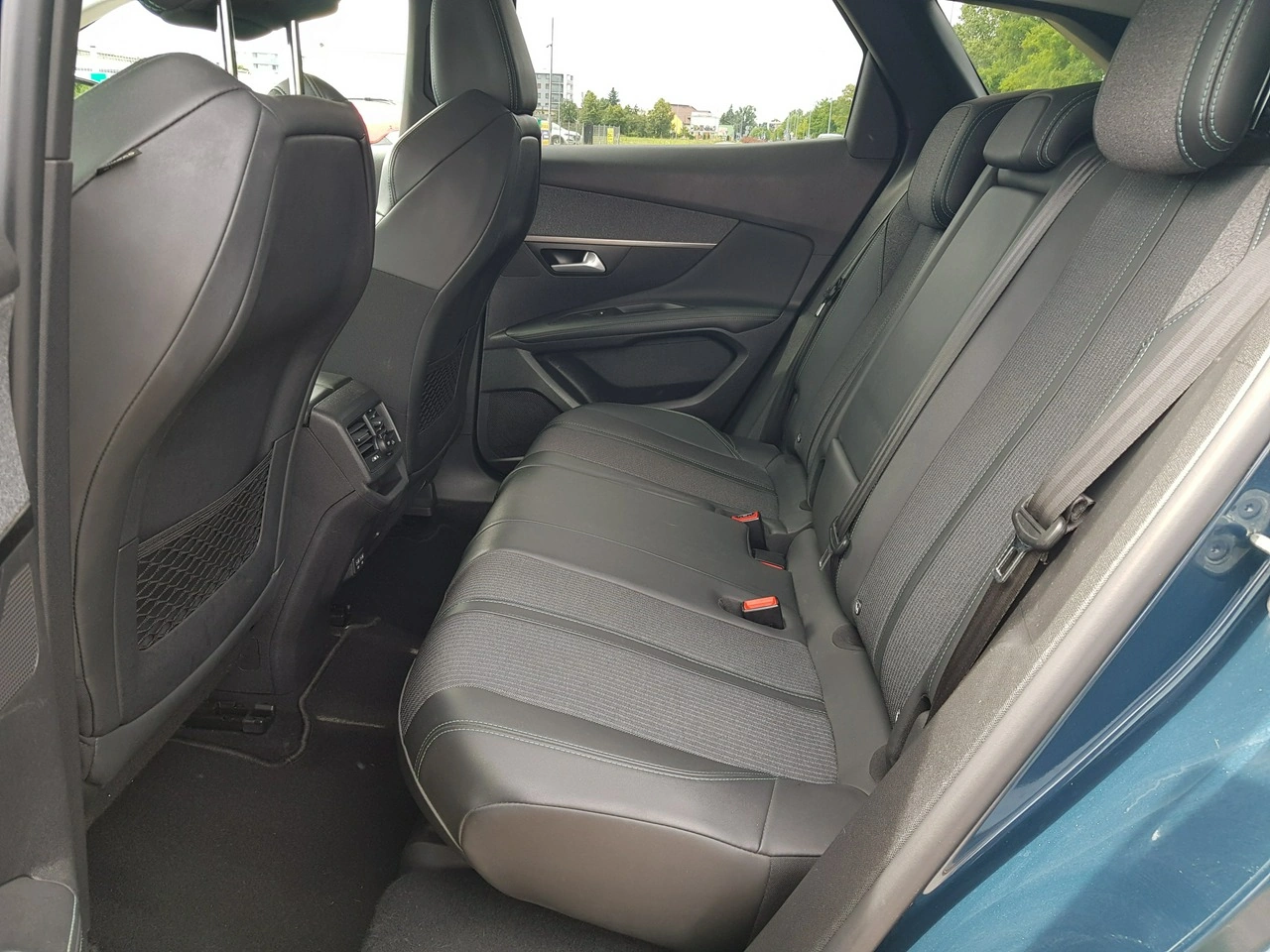 Peugeot 3008 - Zdjęcie 10