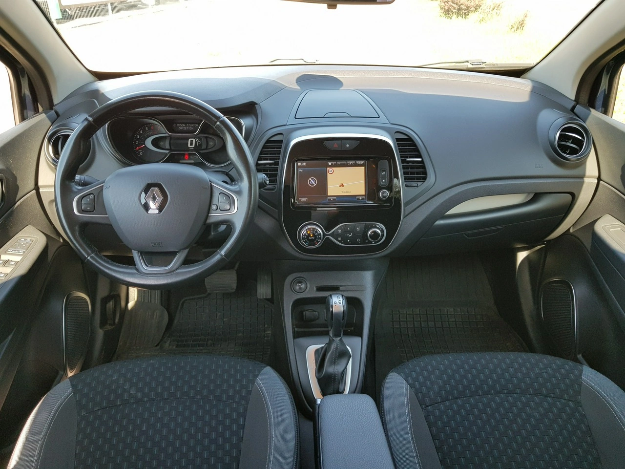 Renault Captur - Zdjęcie 11