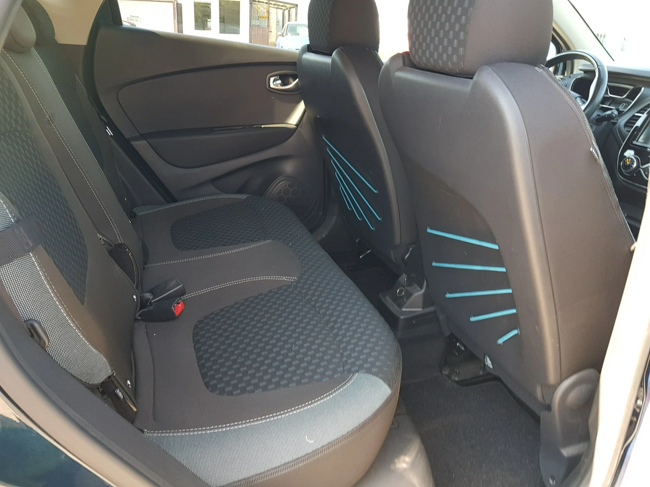 Renault Captur - Zdjęcie 14