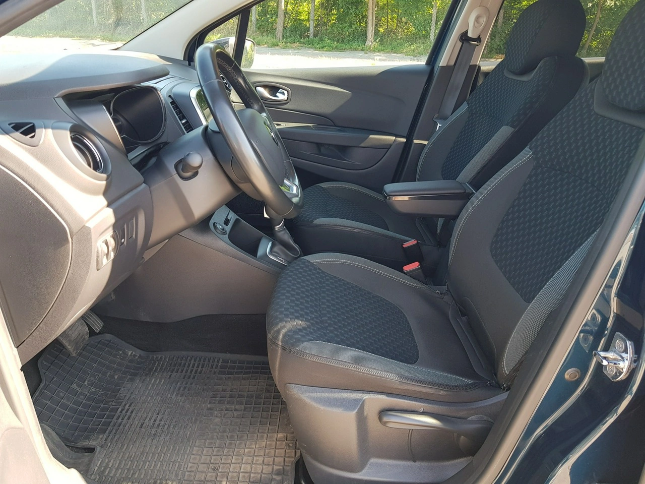 Renault Captur - Zdjęcie 8
